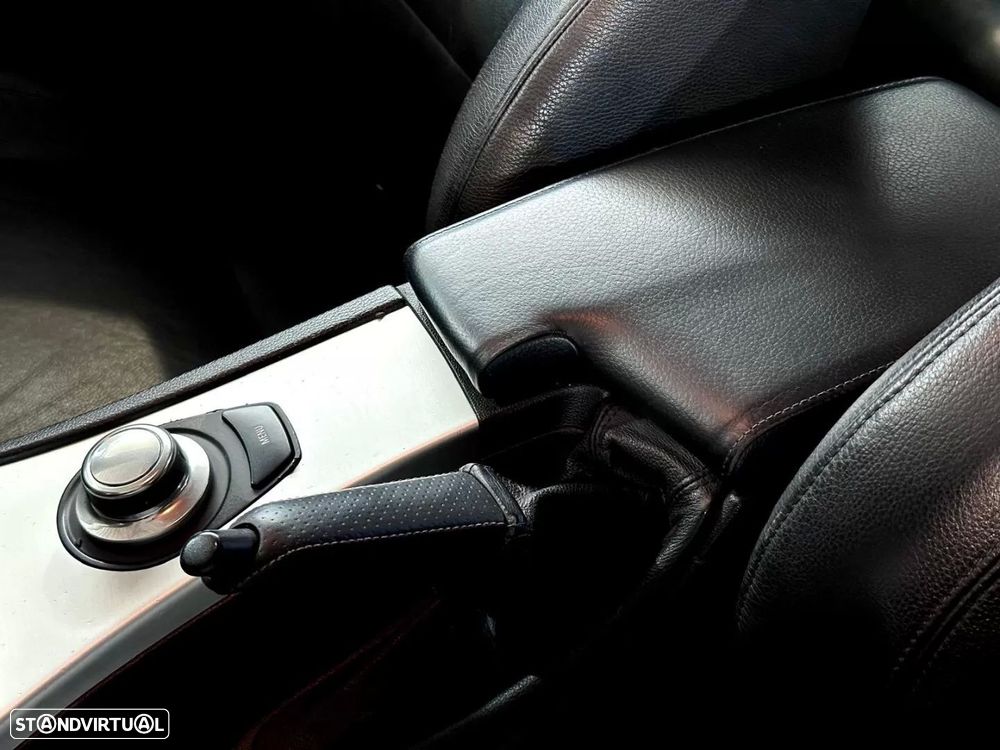 BMW 320 d Coupe Auto - 30