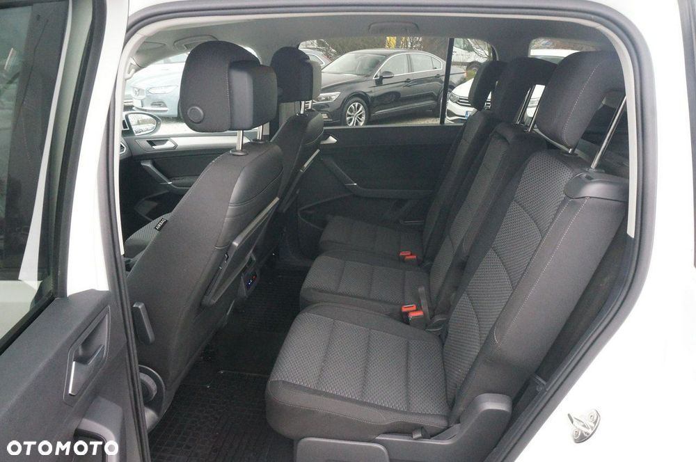 Volkswagen Touran 2.0 TDI BMT Comfortline DSG - 24