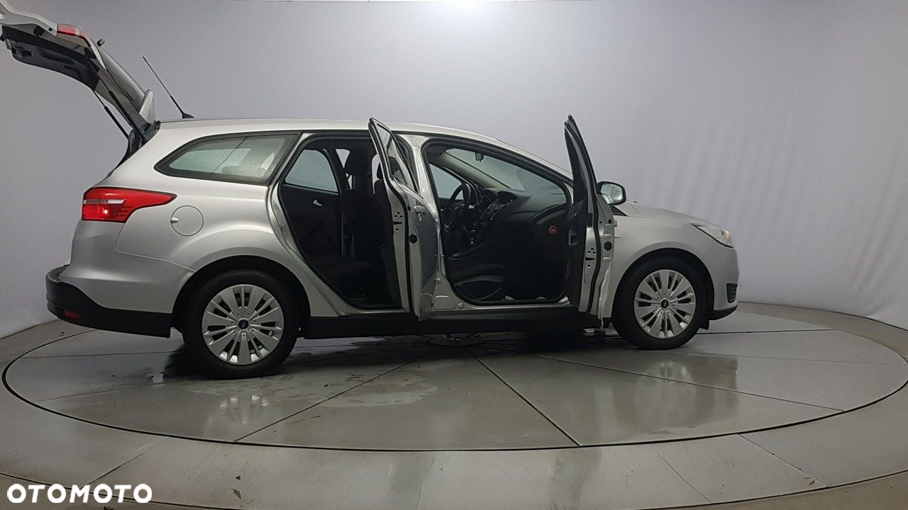 Ford Focus - 12