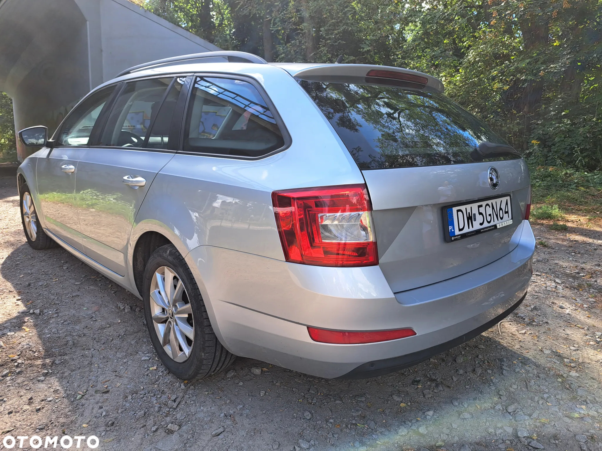Skoda Octavia 2.0 TDI Elegance DSG - 8