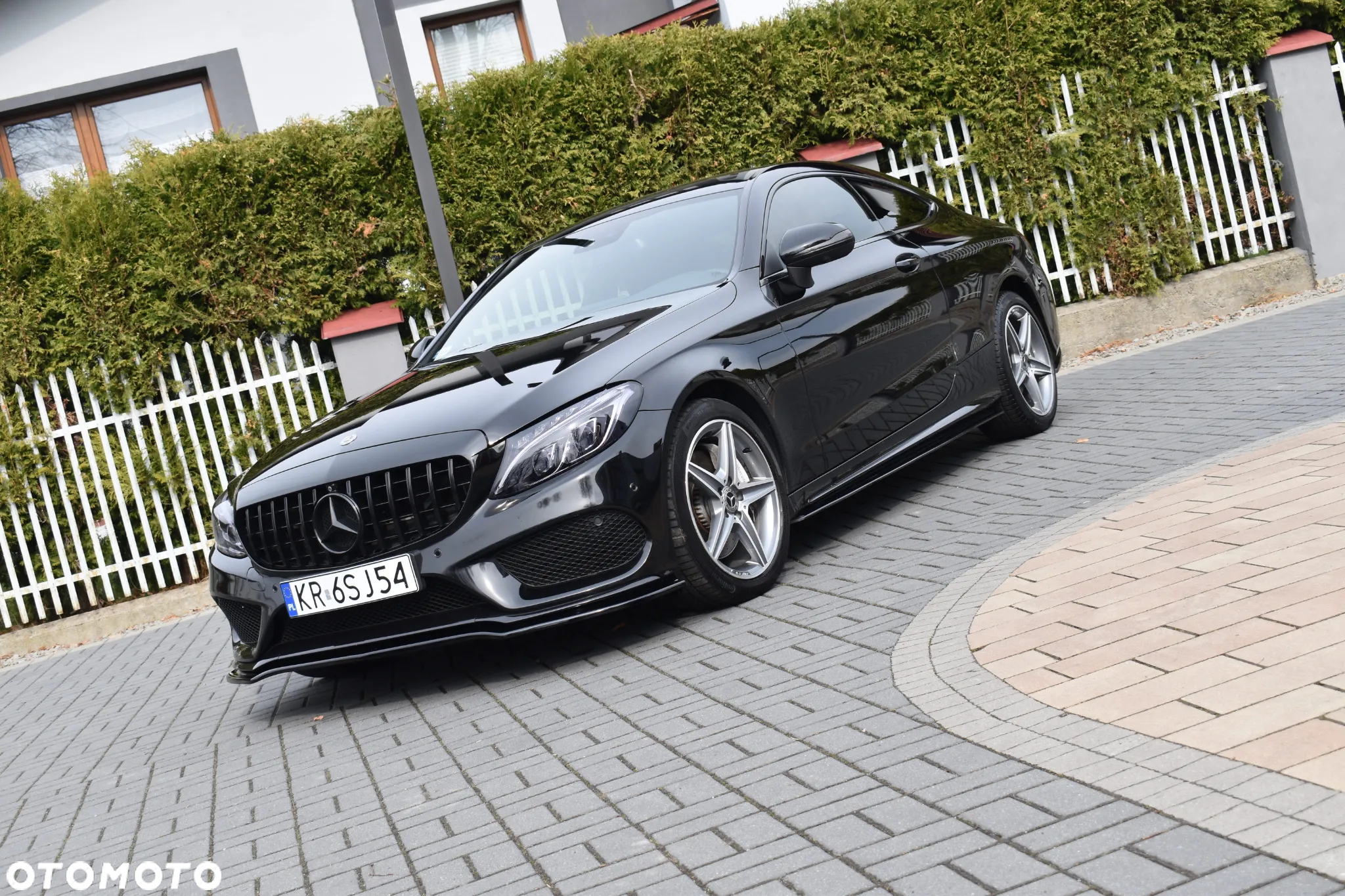 Mercedes-Benz Klasa C 300 9G-TRONIC - 14