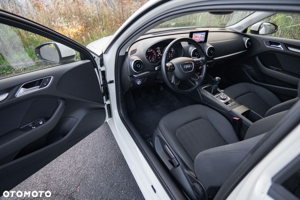 Audi A3 3-drzwiowe 1.2 TFSI Ambiente - 10