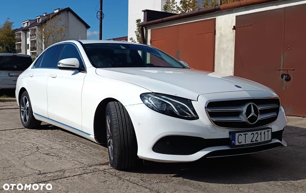 Mercedes-Benz Klasa E 220 d 9G-TRONIC - 2