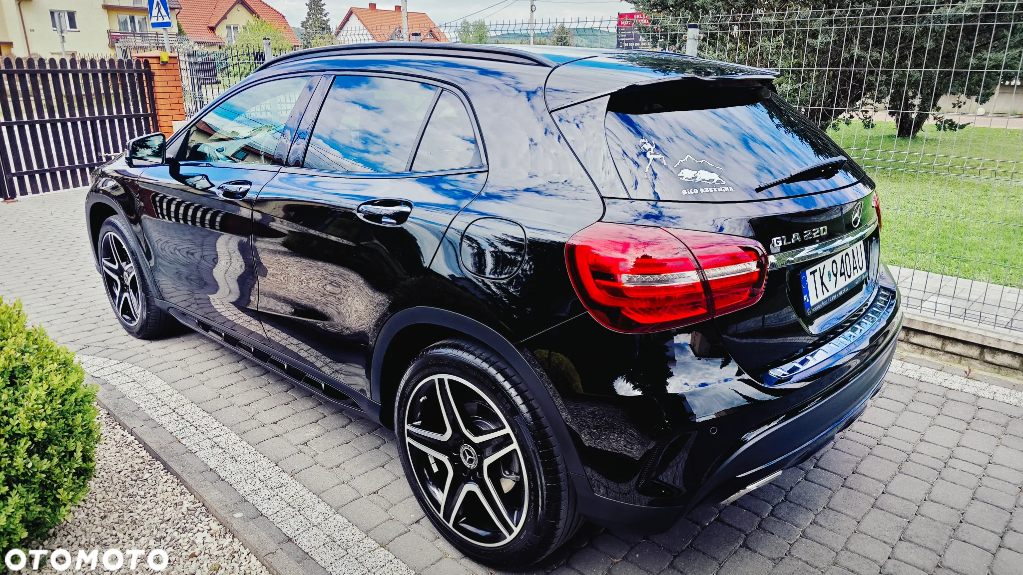 Mercedes-Benz GLA 220 4-Matic Urban - 5