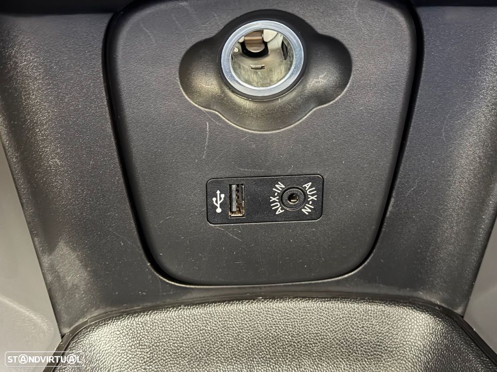 MINI 3 Portas One - 30