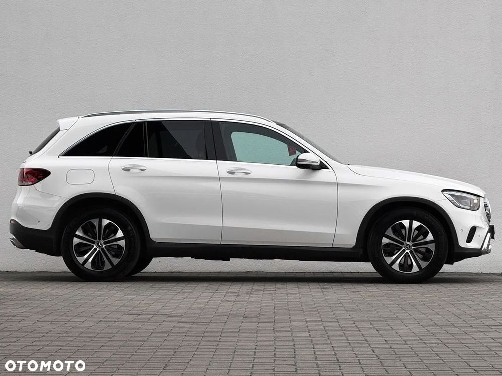 Mercedes-Benz GLC - 24