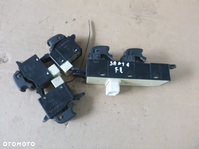 PANEL STEROWANIA SZYBAMI HYUNDAI SANTA FE I 00-06 - 10