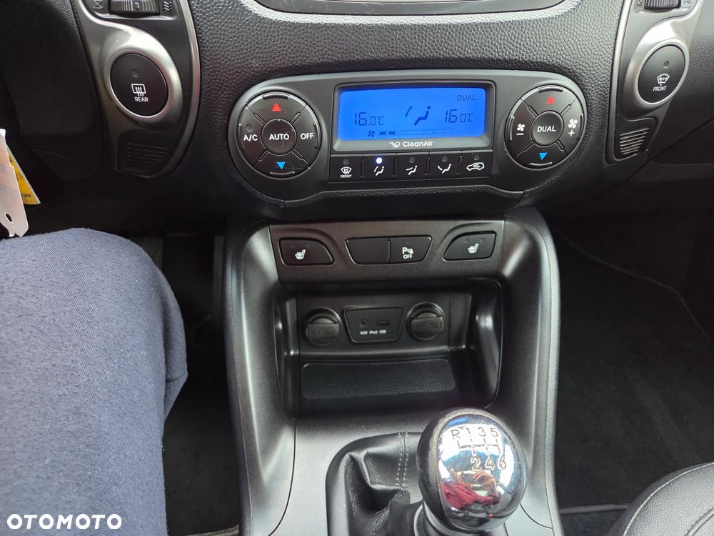 Hyundai ix35 1.7 CRDi Comfort 2WD - 22