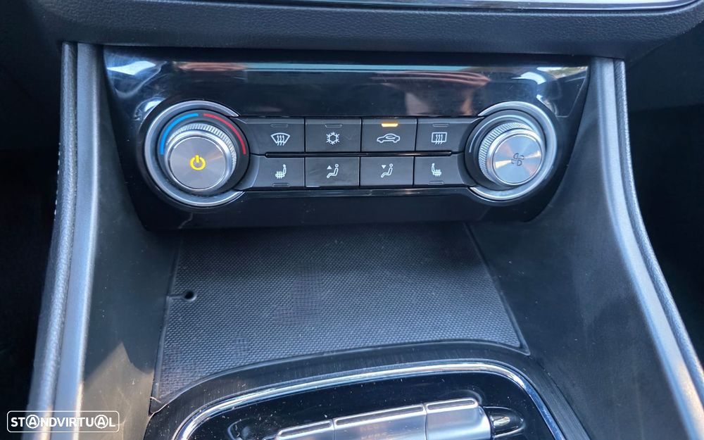 MG ZS Maximal Luxury - 13