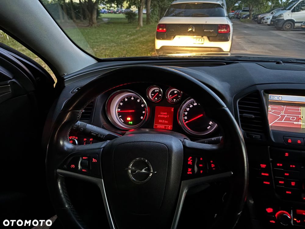 Opel Insignia 1.8 - 3