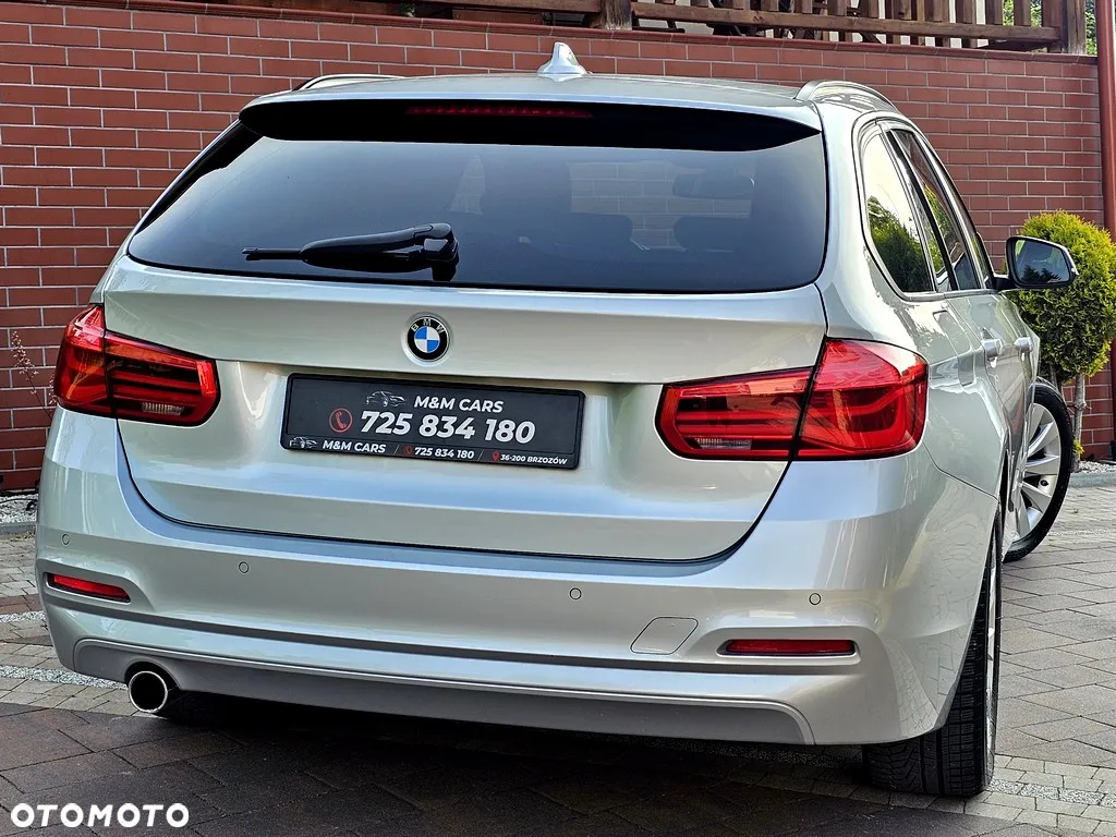 BMW Seria 3 318d Touring Sport Line - 6