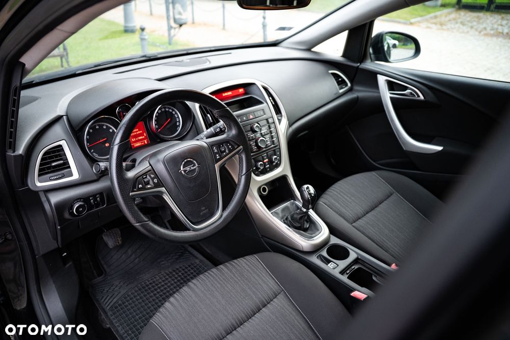 Opel Astra 1.4 T Enjoy - 6