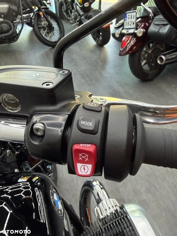 BMW R - 22