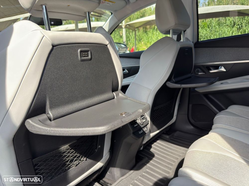 Peugeot 5008 - 19