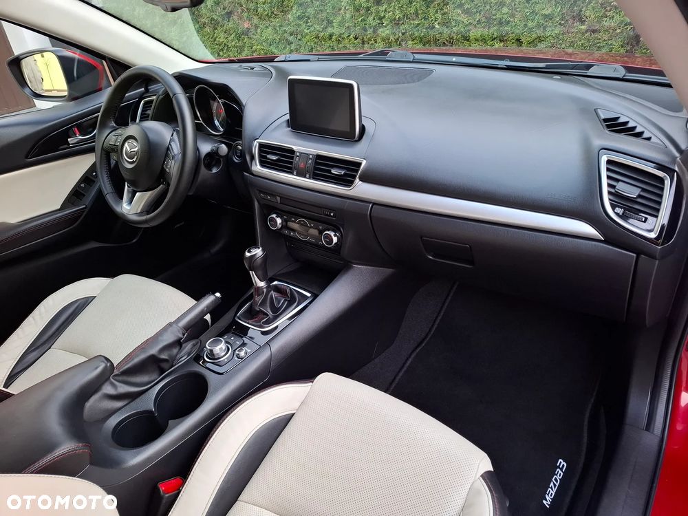 Mazda 3 SKYACTIV-G 120 Urban Limited - 21