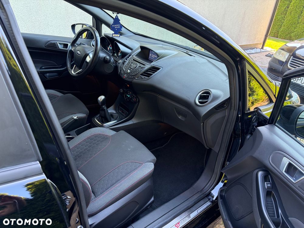 Ford Fiesta 1.5 TDCi ST-Line - 11