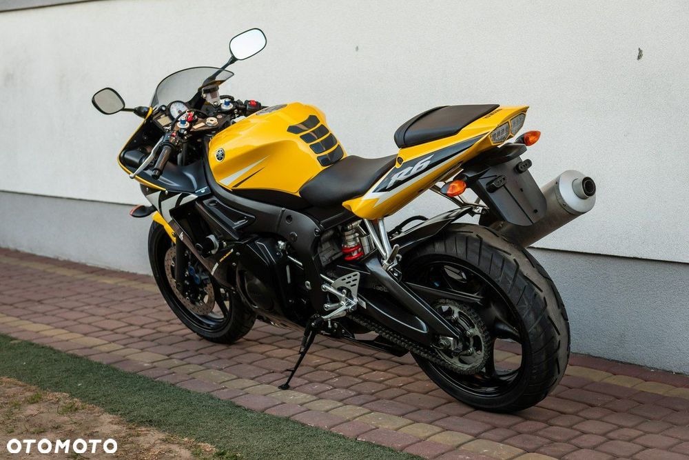 Yamaha R6 - 5
