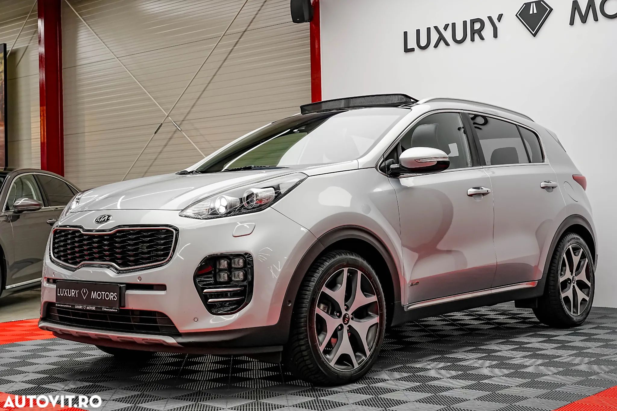 Kia Sportage - 1