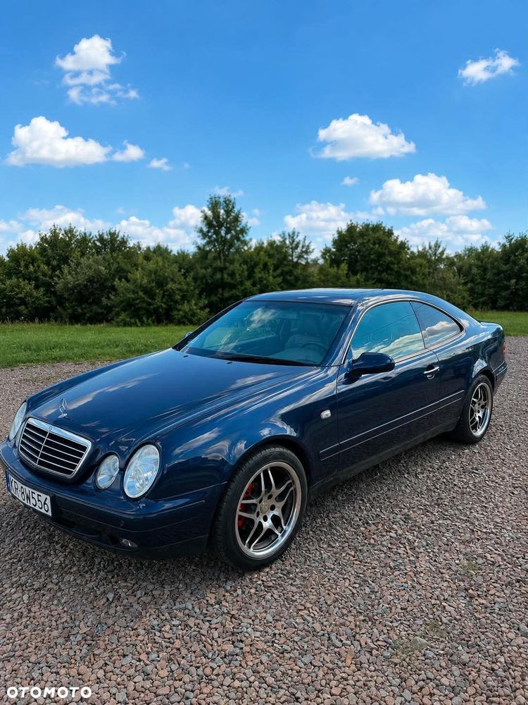Mercedes-Benz CLK - 2