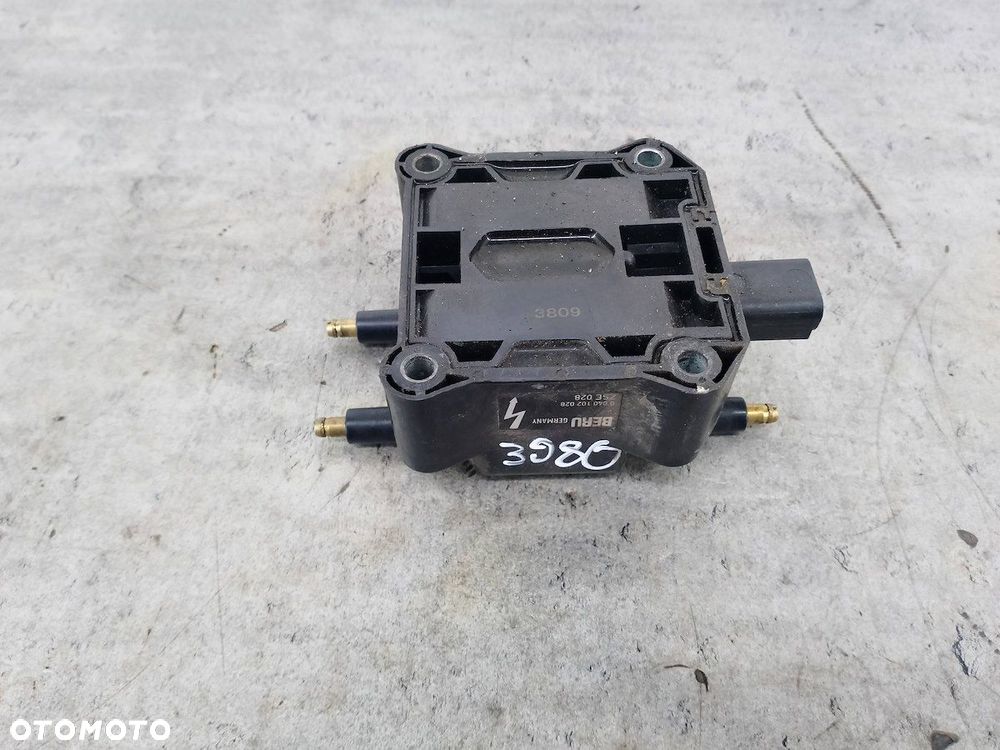 CEWKA ZAPŁONOWA CHRYSLER STRATUS 0040102028  ZSE 028   BERU  2.0 16V - 6