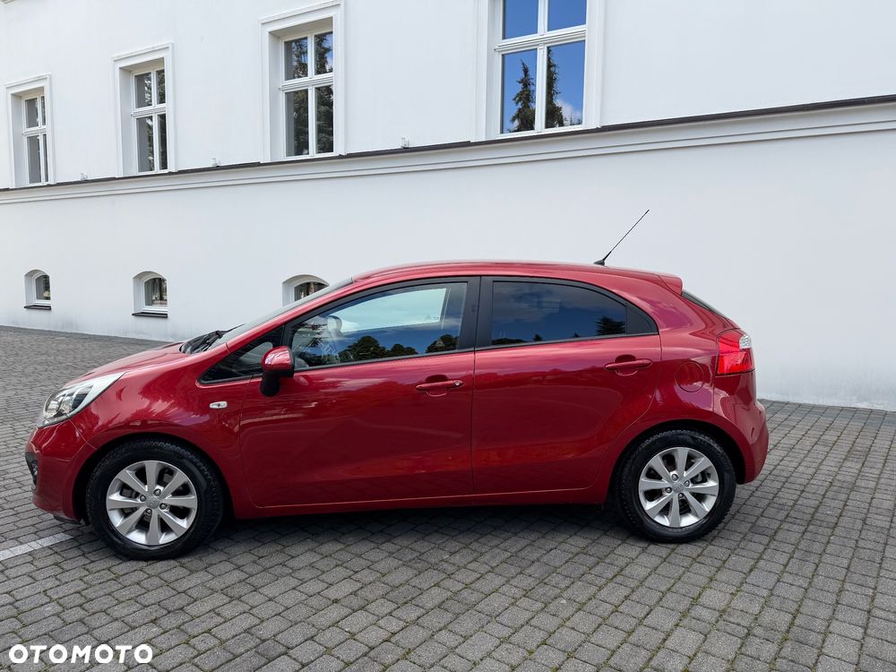 Kia Rio - 17