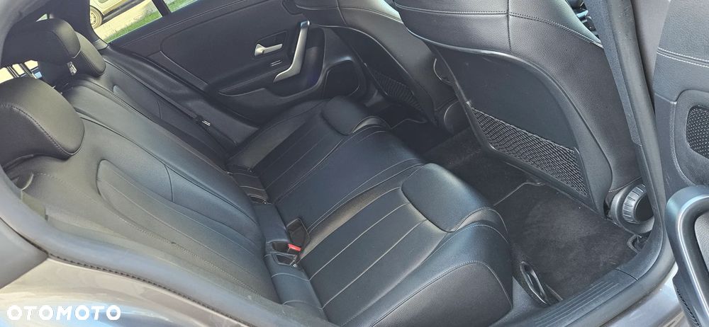 Mercedes-Benz CLA 200 d 8G-DCT - 5