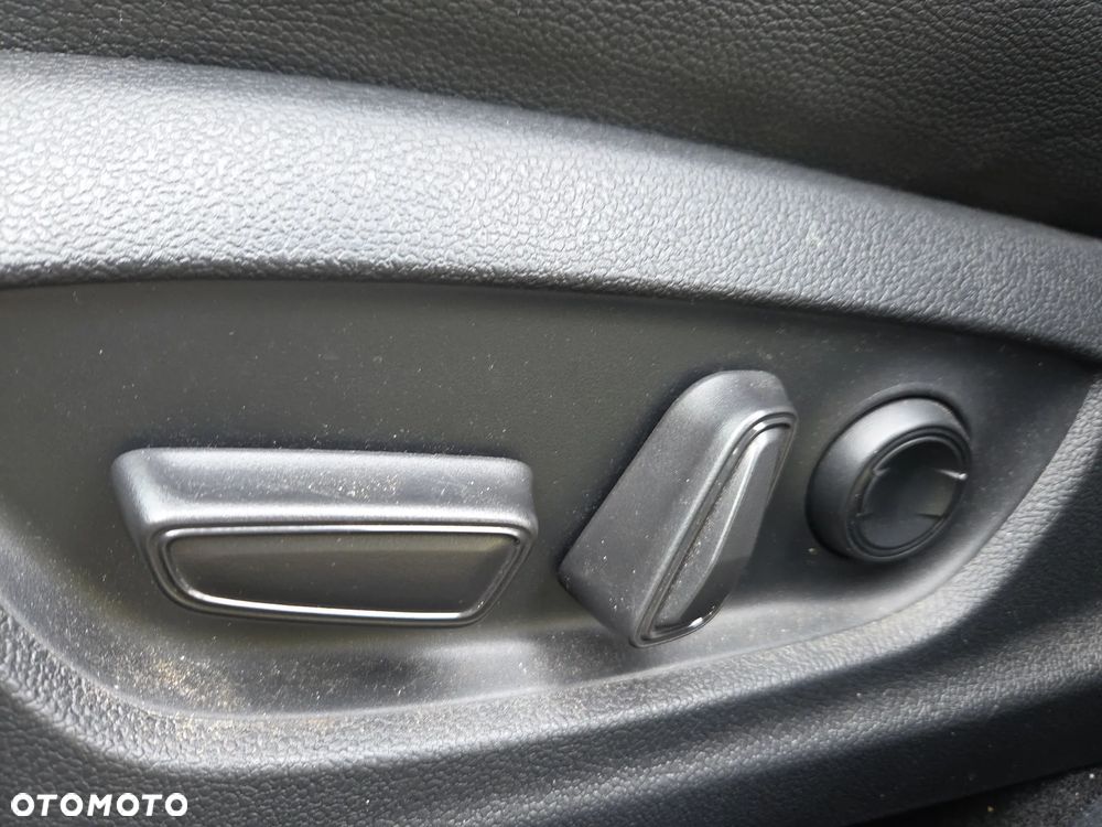 Toyota C-HR 2.0 Hybrid Dynamic Force Executive Premiere Edition - 17