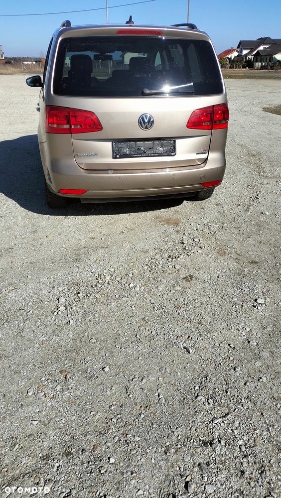 Volkswagen Touran 1.4 TSI DSG MATCH - 6