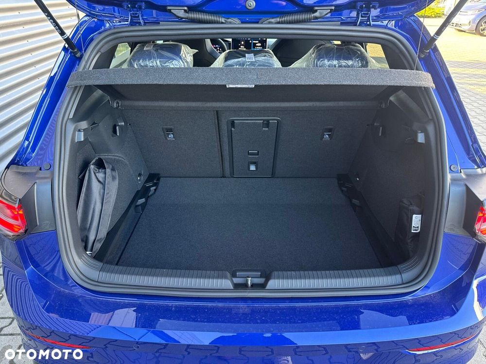 Volkswagen Golf - 18