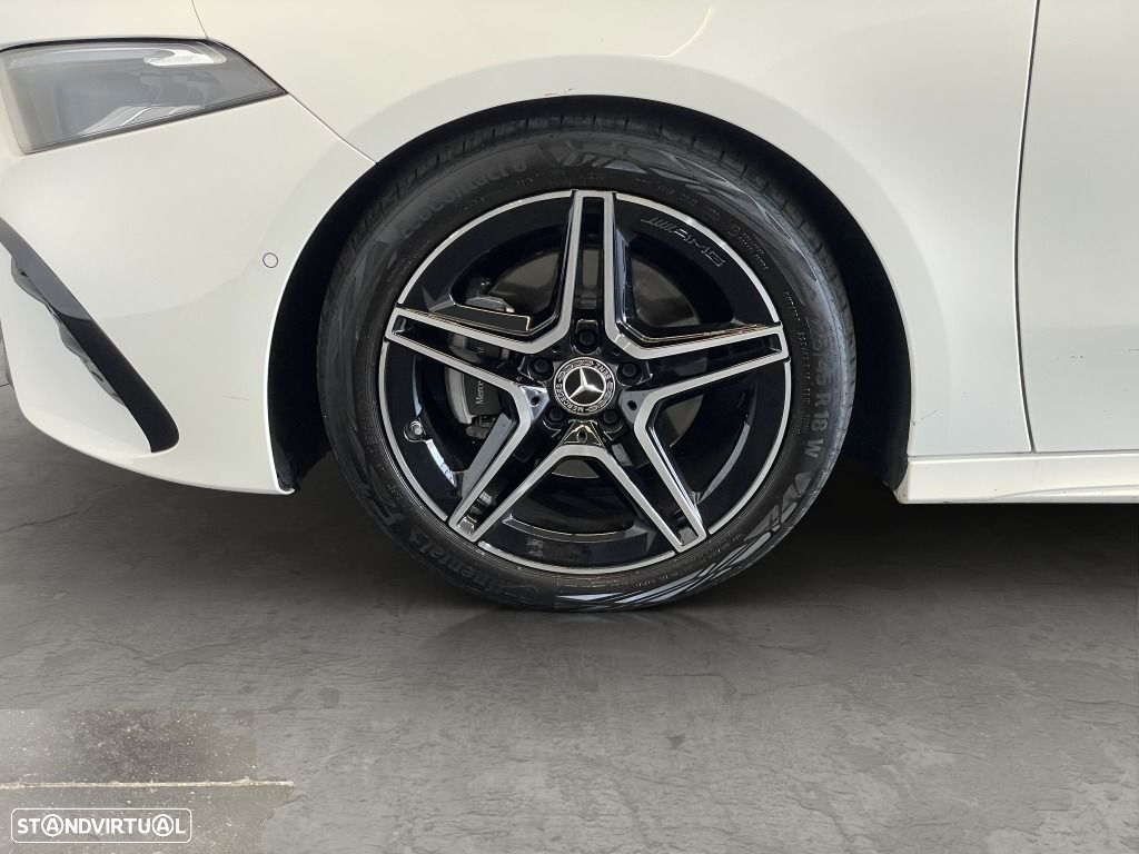 Mercedes-Benz A 250 e AMG Line - 5