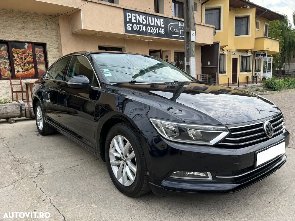 Volkswagen Passat - 11
