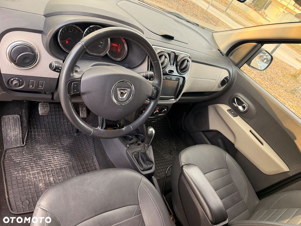 Dacia Lodgy 1.6 MPI 85 Prestige - 5