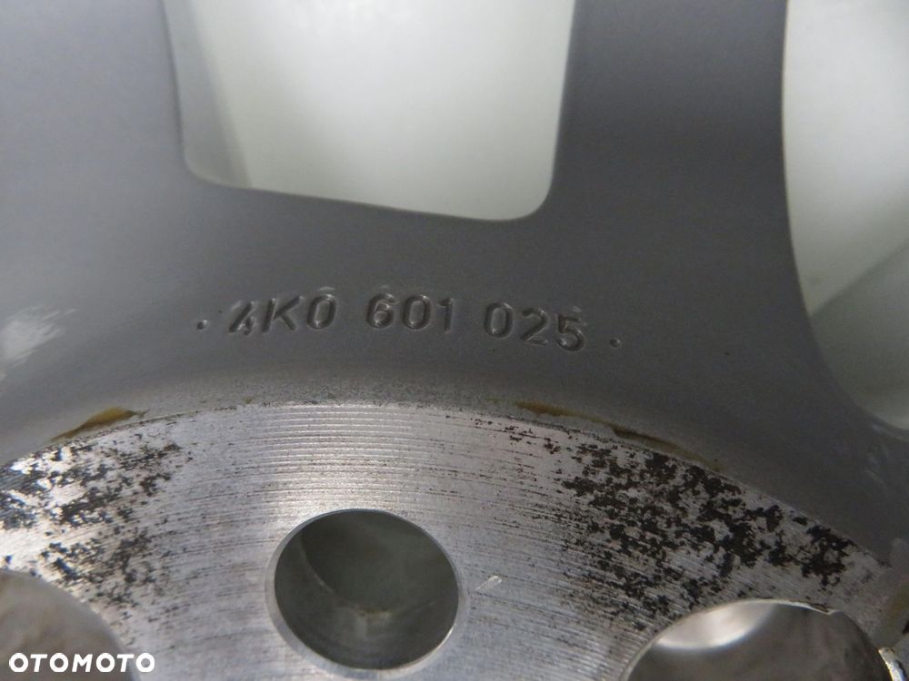 Alufelgi 17'' Audi A4 B8 B9 A6 C7 C8 5x112 ET36 7,5J 4K0601025 - 3