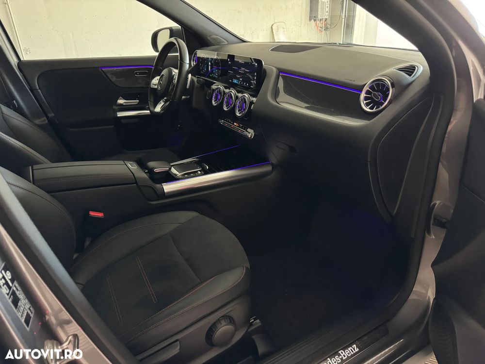 Mercedes-Benz GLA - 18