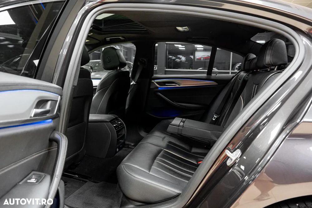 BMW Seria 5 520d xDrive Aut. - 26