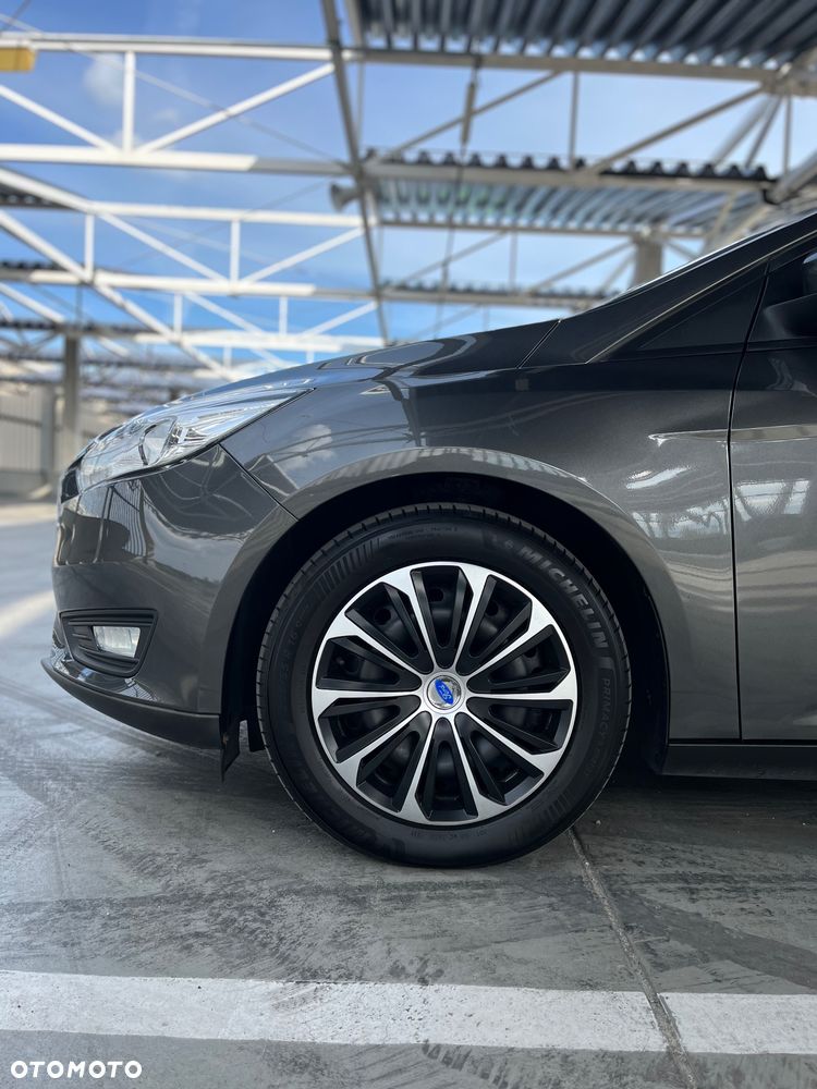 Ford Focus 1.5 EcoBoost Trend ASS - 17