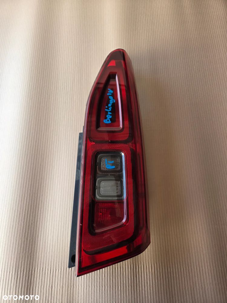 Lampa tylna prawa Citroen Berlingo IV - 1