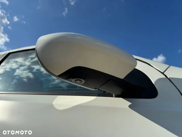 Nissan Qashqai+2 - 23