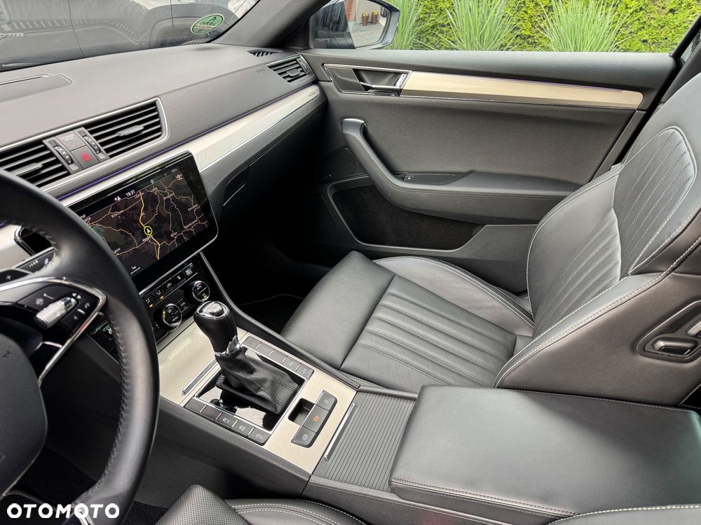 Skoda Superb 2.0 TSI 4x4 L&K DSG - 11