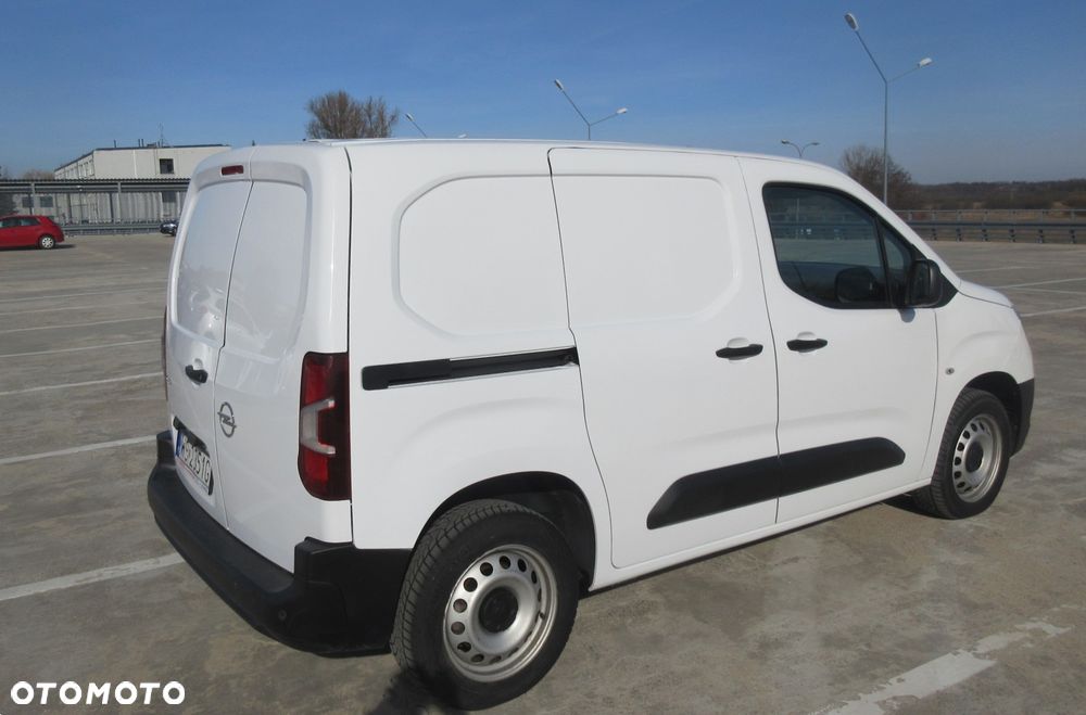 Opel COMBO - 9