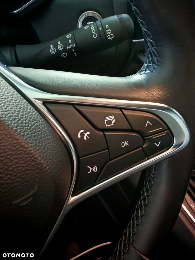 Renault Captur E-TECH Full 145 TECHNO - 4