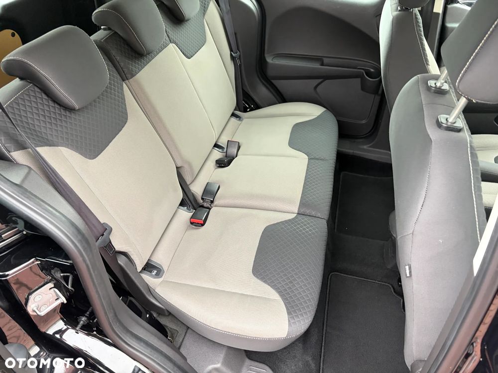 Ford Transit Courier Basis - 12