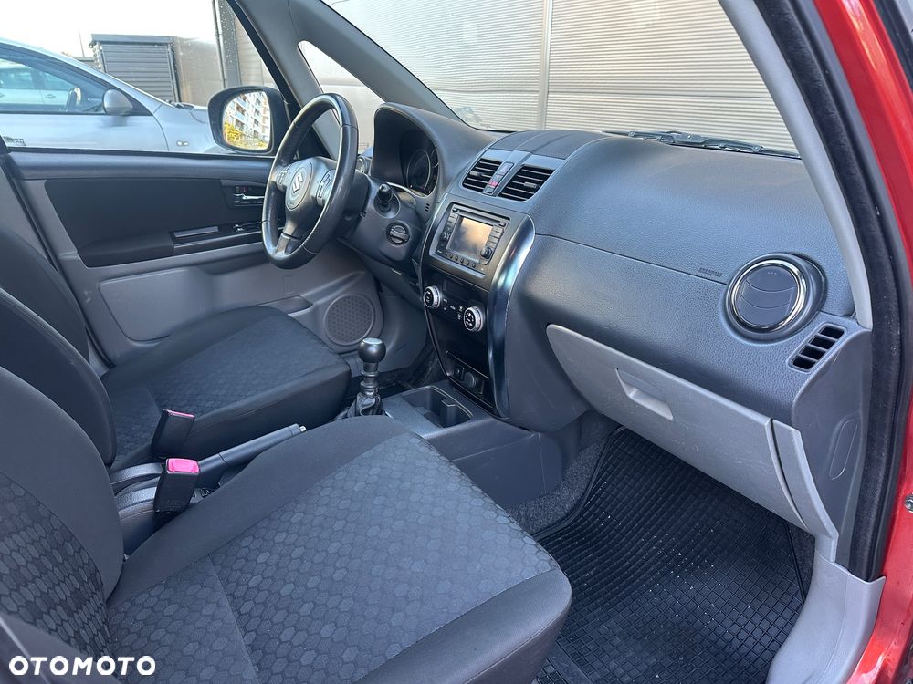 Suzuki SX4 2.0 DDiS 4x4 Style - 22