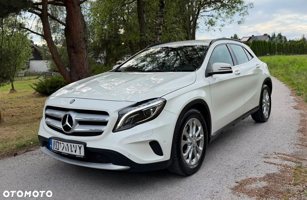 Mercedes-Benz GLA 200 7G-DCT Style - 2