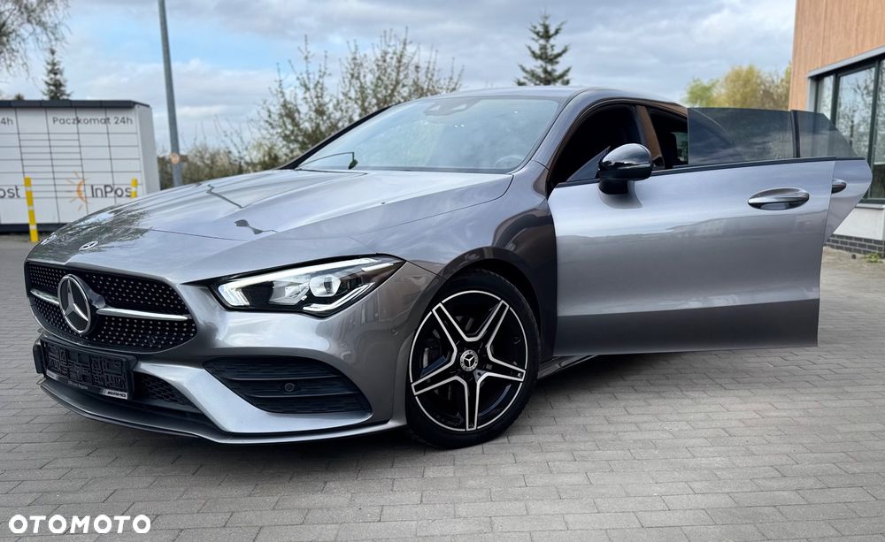 Mercedes-Benz CLA 180 7G-DCT AMG Line - 1