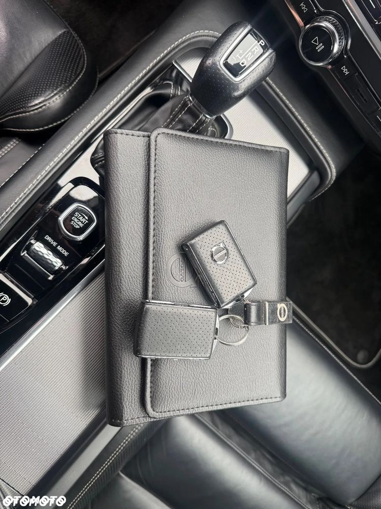 Volvo V90 T4 R-Design - 26