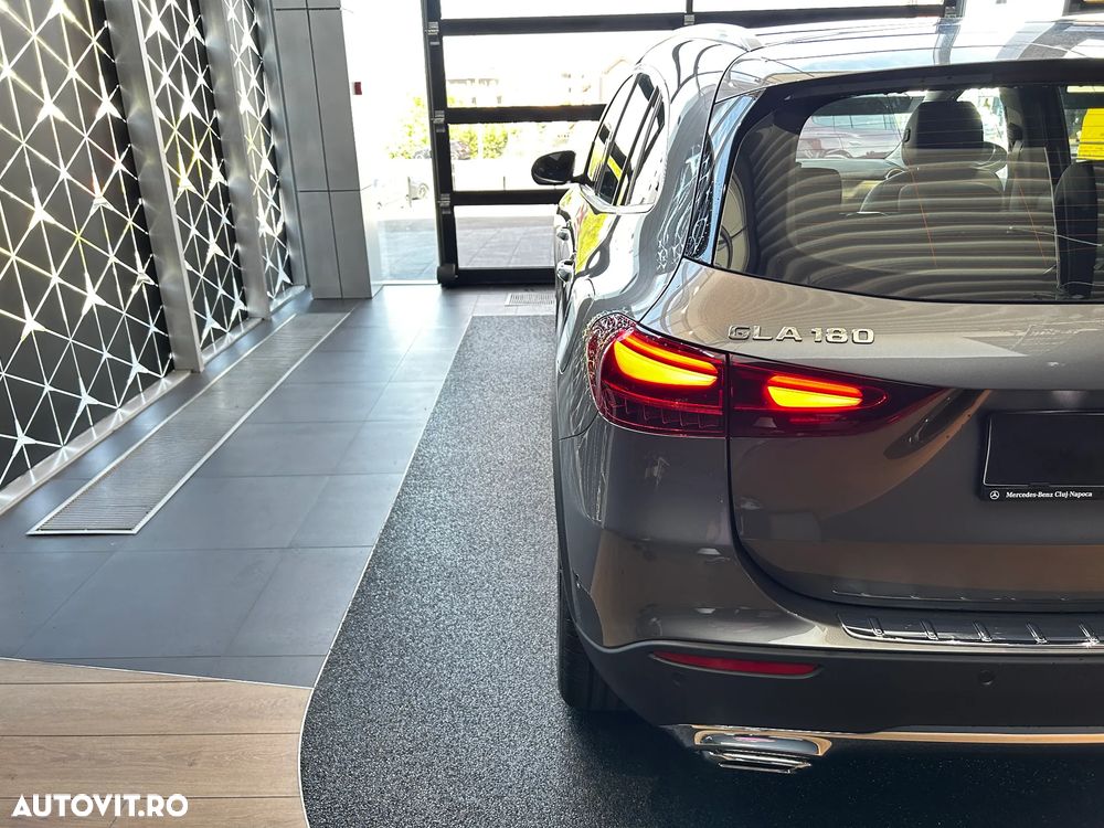 Mercedes-Benz GLA - 19