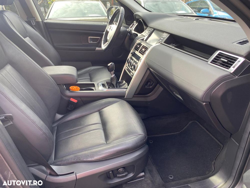Land Rover Discovery Sport - 13