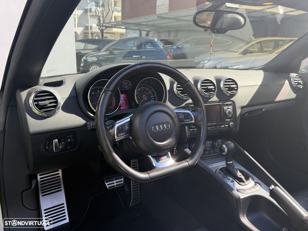 Audi TT Roadster 2.0 TFSi S-line S Tronic - 24