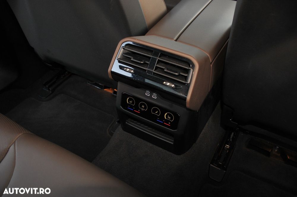 BMW Seria 5 520d Aut. - 29